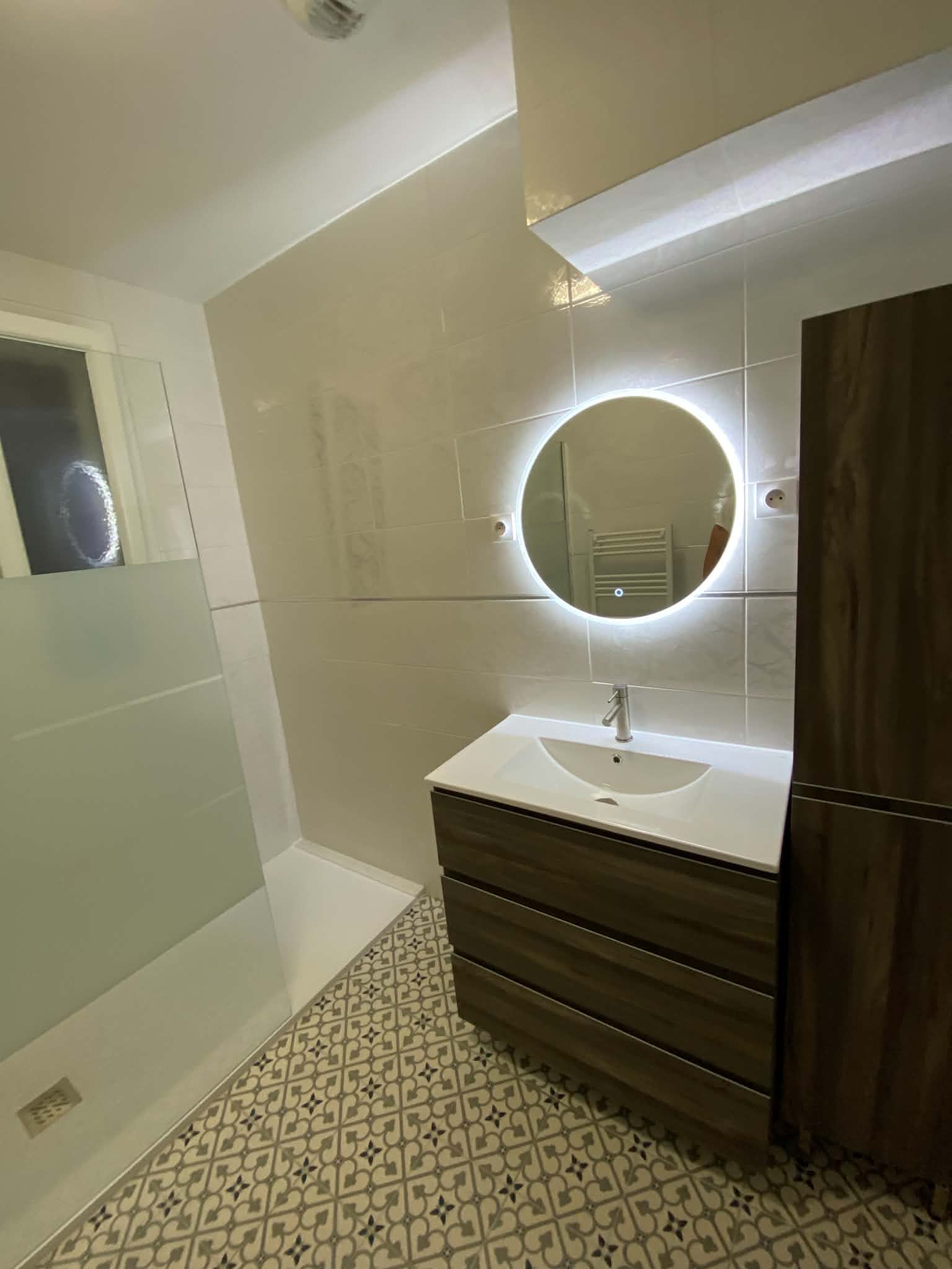 Salle de bain rénovée photo 9