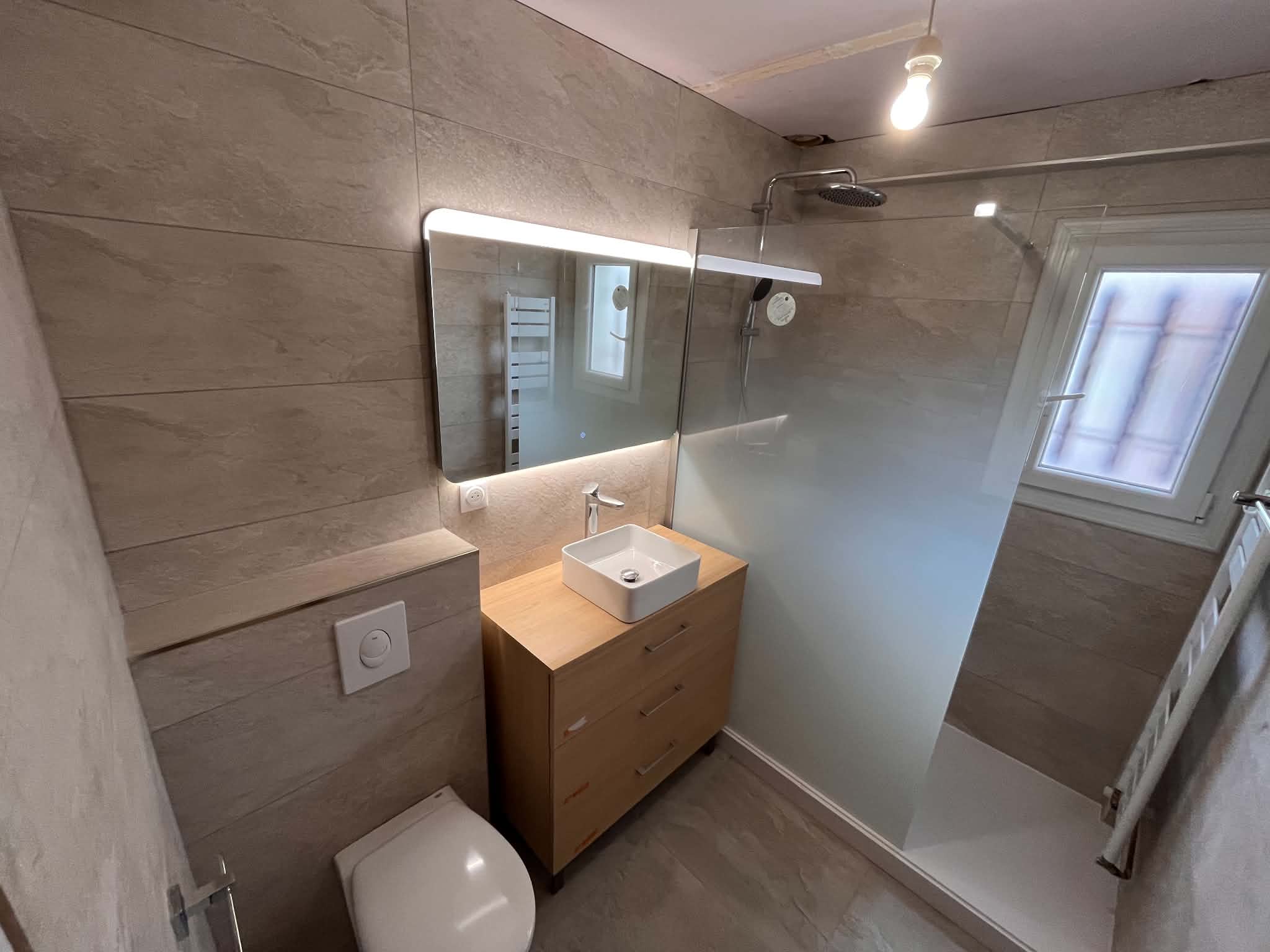 Salle de bain rénovée photo 10